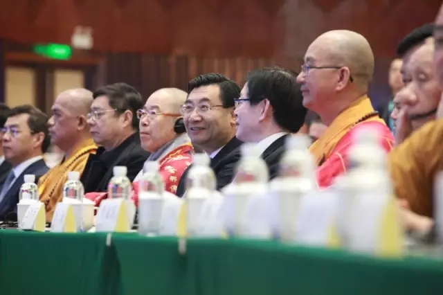 上善若水，止于至善，汉水硒谷祝全国人民新年快乐！