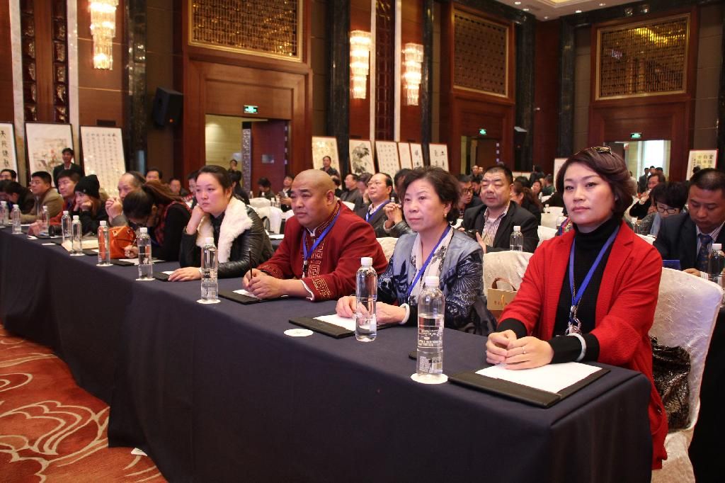 “真硒水”与陕西省新闻书画家协会共铸“中国梦”
