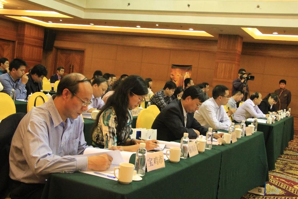 “真硒水”鼎力支持关中-天水经济区第四届先进制造业与服务业融合博览会