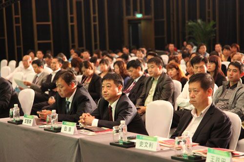 “真硒水”服务2013欧亚经济论坛系列报道六