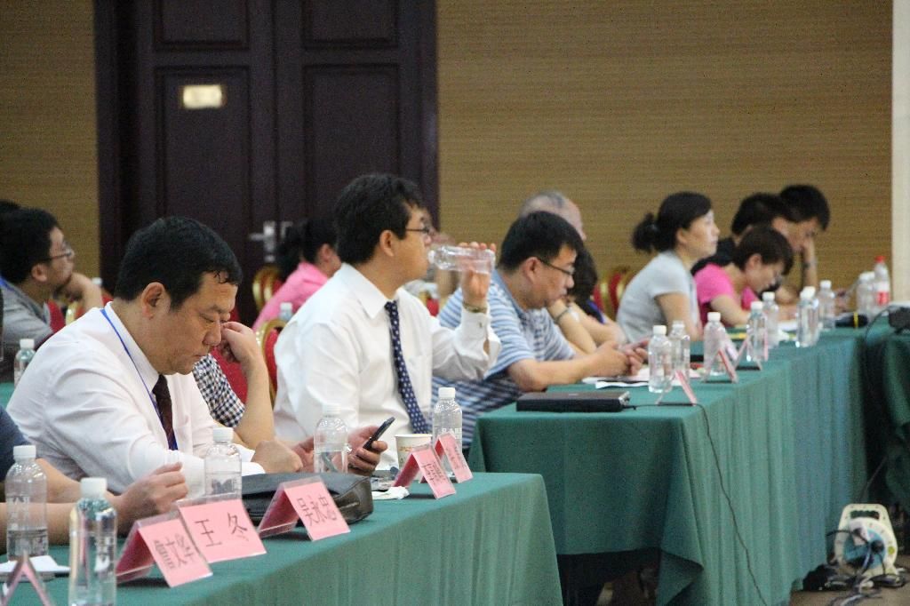 “真硒水”全程参与第八届中国西部肿瘤学术大会
