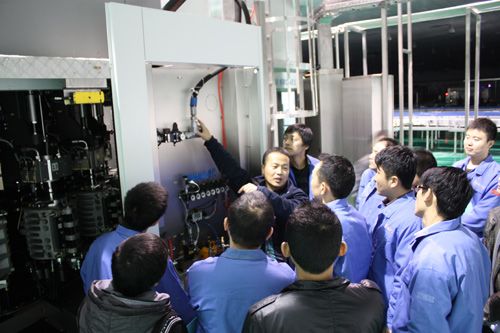 陕西硒谷产业公司开展“科技之春”宣传月活动