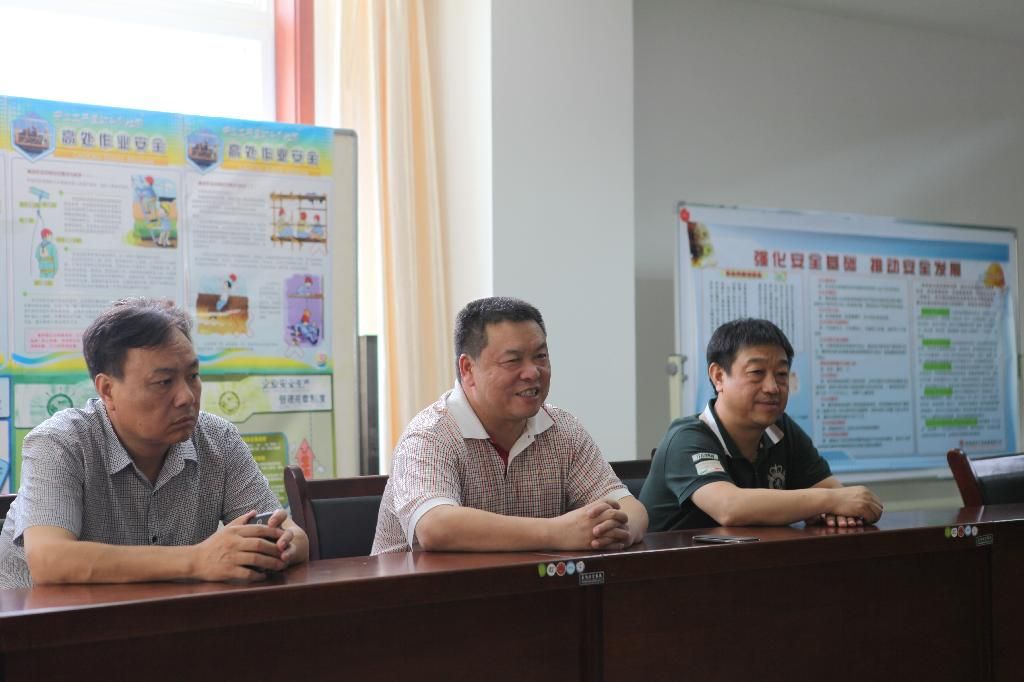 陕西硒谷产业公司迎来省市艺术家采风团